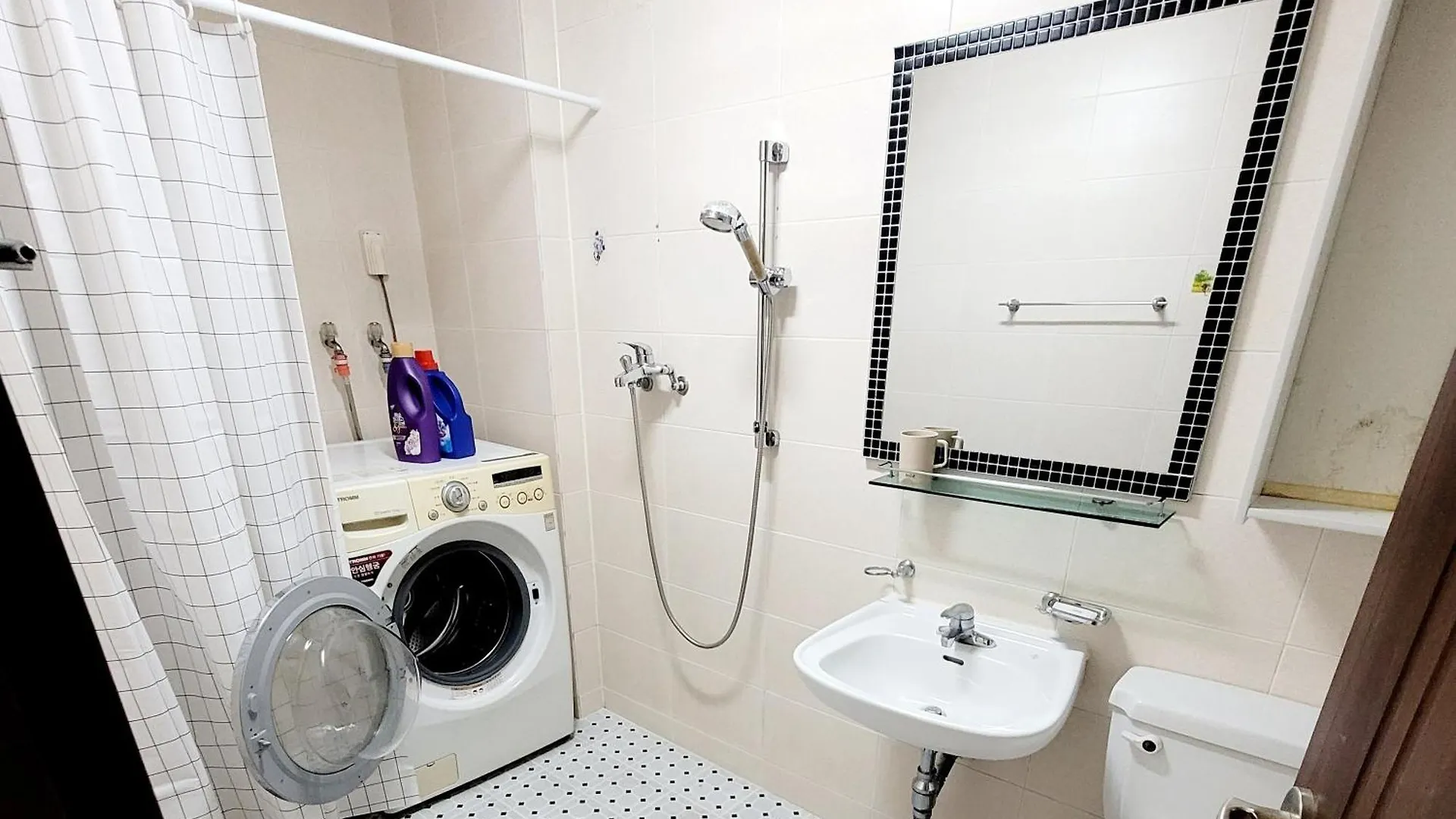 Travel Apartment Seoul South Korea