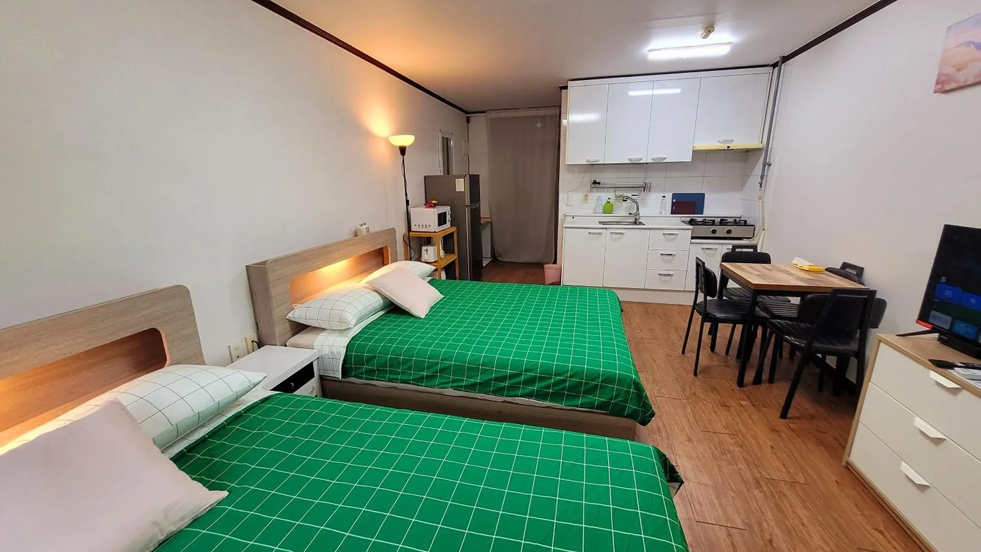 Travel Apartment Seoul 0*,